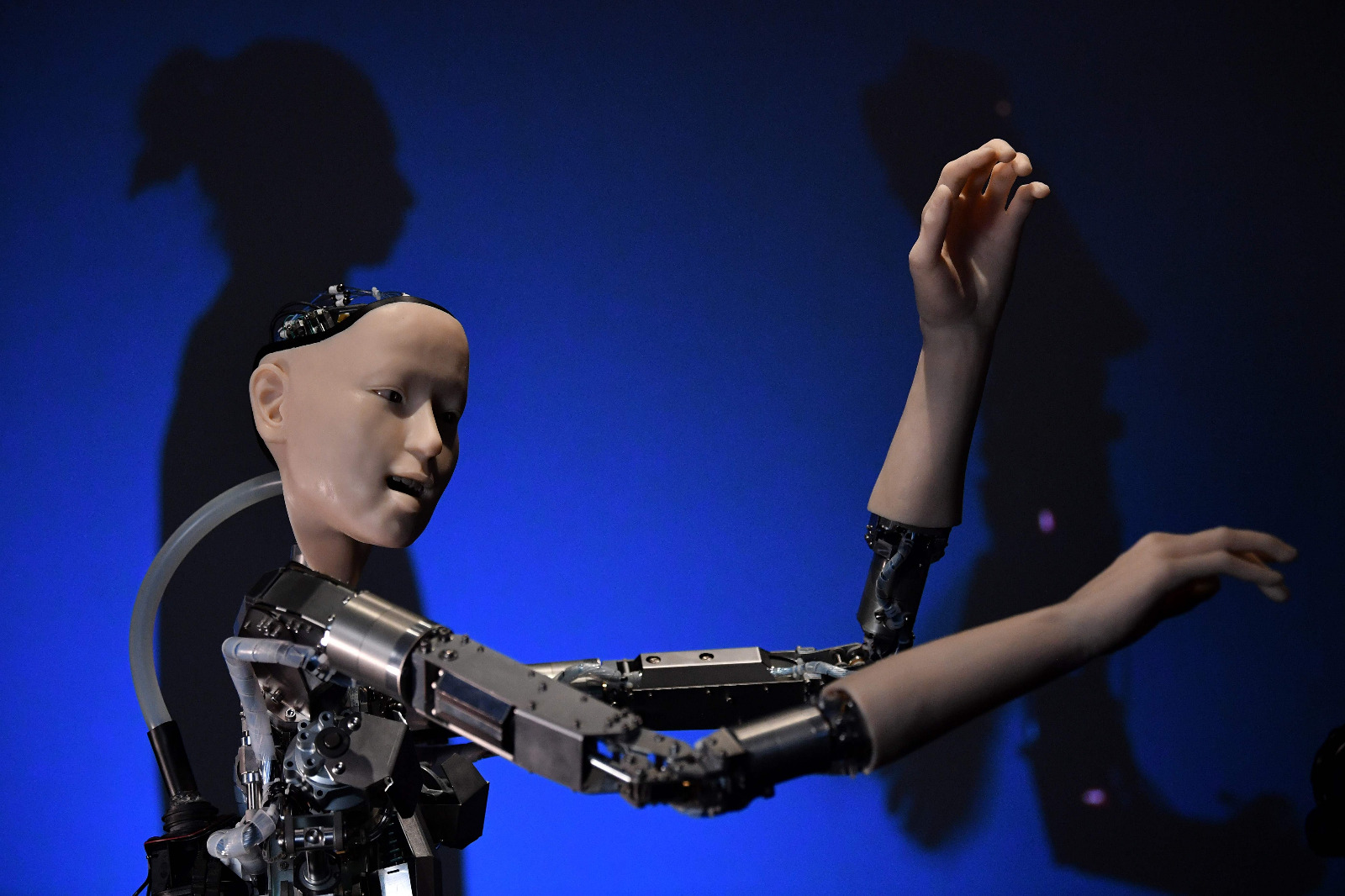 La Inteligencia Artificial inventa declaraciones y las atribuye a humanos